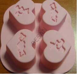 KALPLİ SİLİKON MUFFIN KALIBI 4'LÜ PEMBE