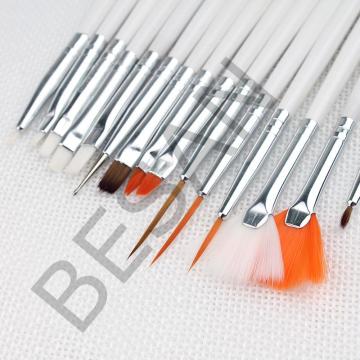 FIRÇA SET BEYAZ 15 PARÇA